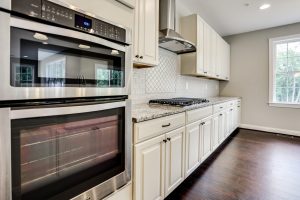 3 Tips for Personalizing Your Beautiful Custom Kitchen
